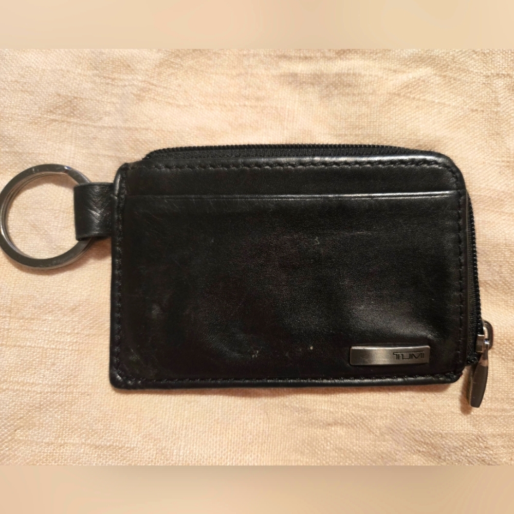 Vintage Tumi Black/Red Leather Keychain Pouch